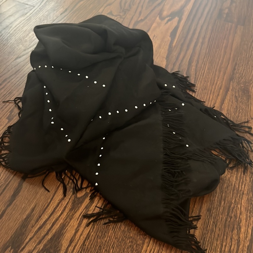 Cucci shawl - Picture 11 of 11